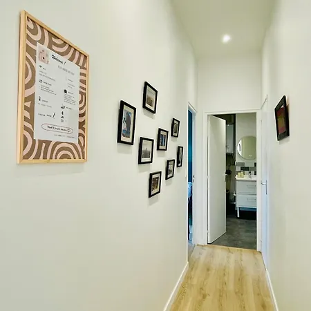 Charming Flat Ideal Location, 2 Bedroom 5 Pers Max アパート