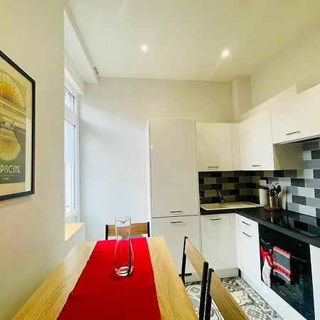アパート Charming Flat Ideal Location, 2 Bedroom 5 Pers Max