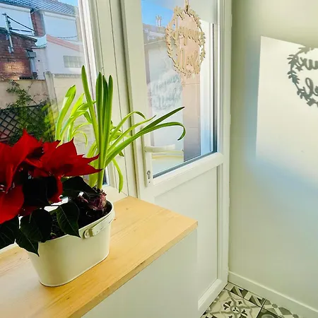 Charming Flat Ideal Location, 2 Bedroom 5 Pers Max شقة *