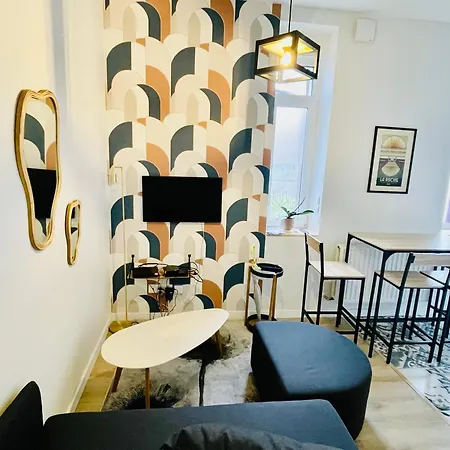 شقة Charming Flat Ideal Location, 2 Bedroom 5 Pers Max